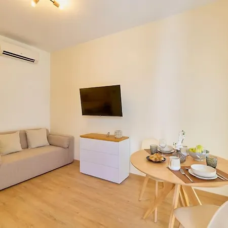 Smart Loft With Pool & Garage Jinetes * Malaga